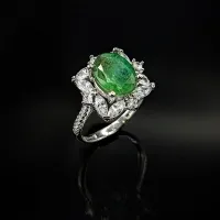 انگشتر نقره زنانه جواهری با سنگ زمرد110473